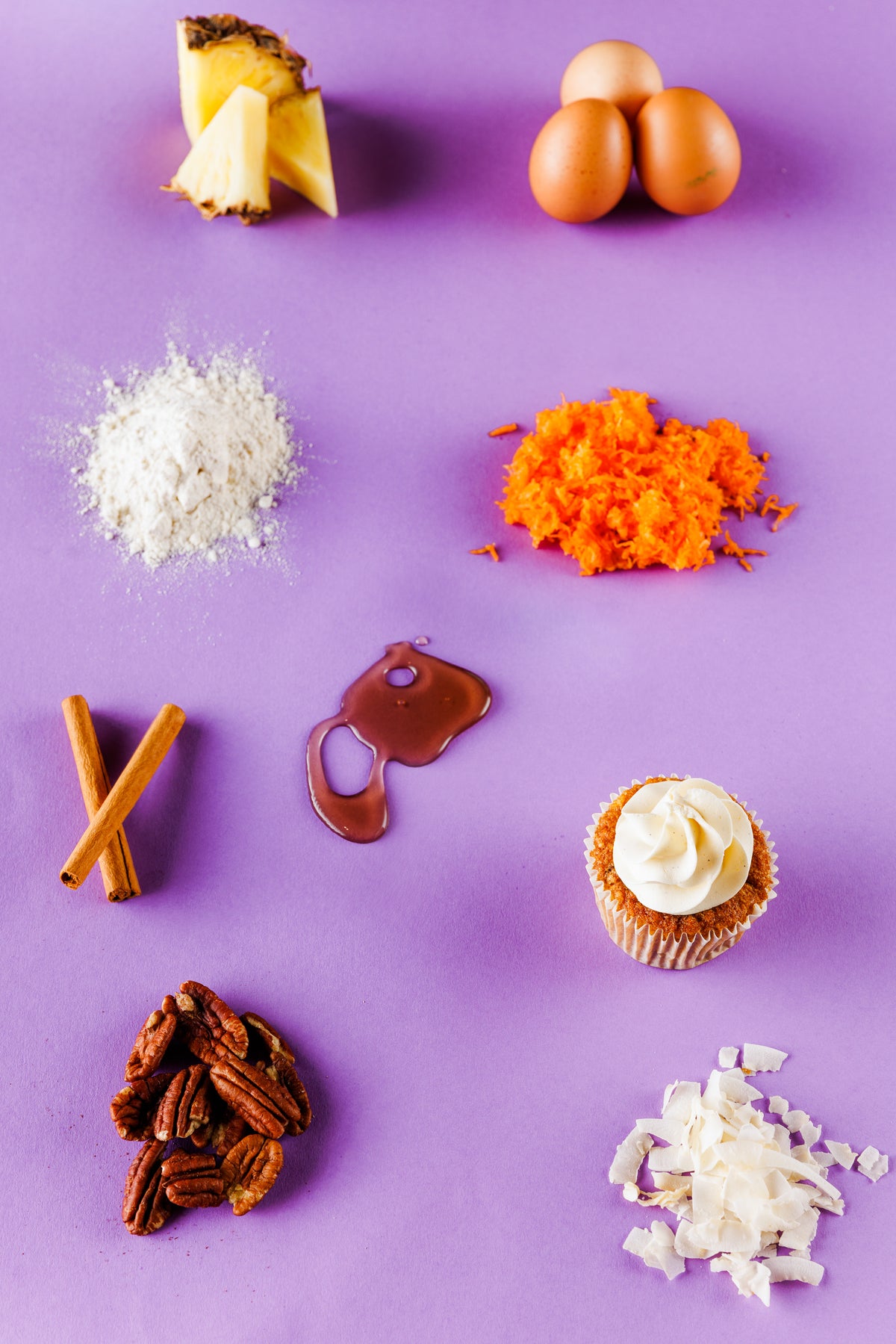 Karottenkuchen-Cupcakes mit Frischkäse-Buttercreme