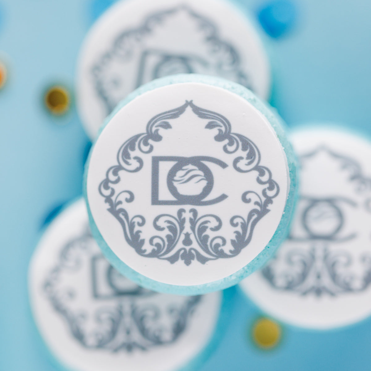 Macarons mit Firmenlogo