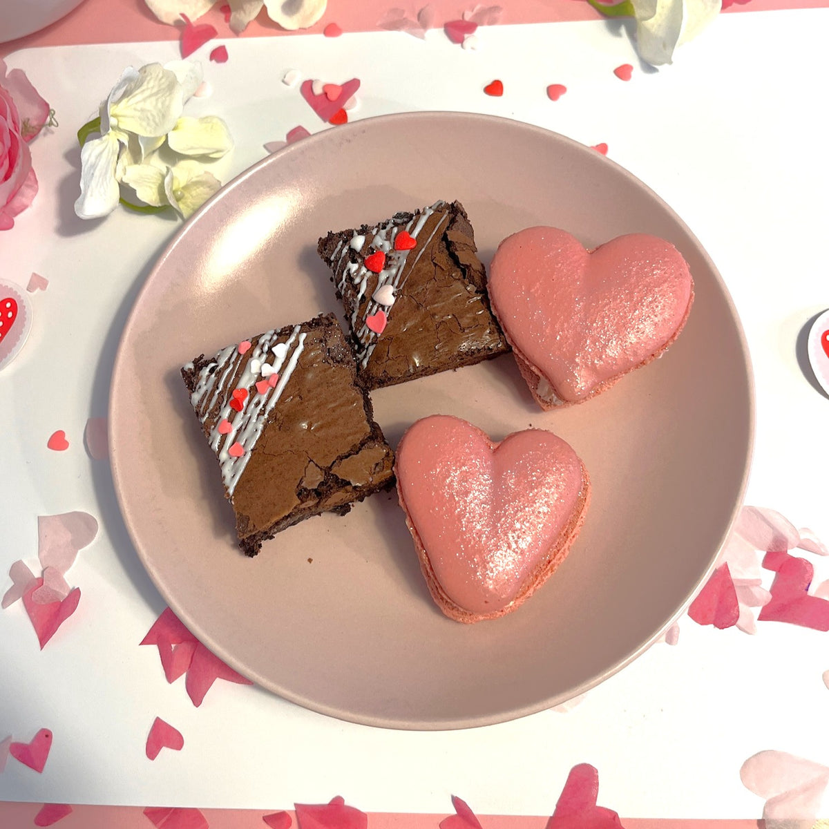 Valentinstag Backkurs: Herz-Macarons und Brownies