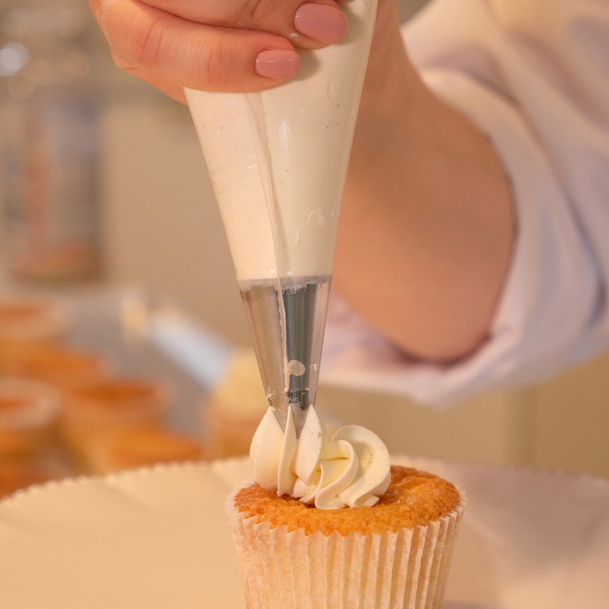 Junggesellinnen-Backparty mit Cupcakes