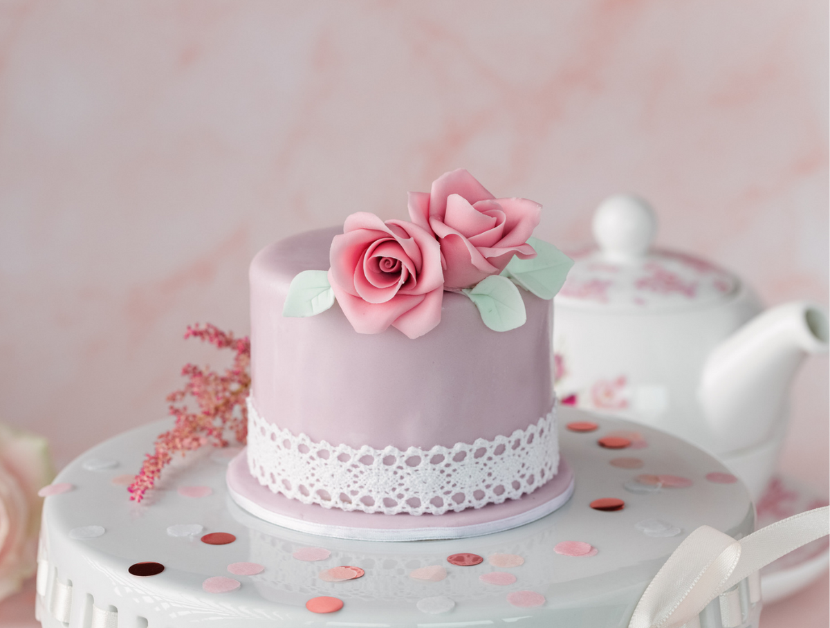 Mini Törtchen-Kurs mit Ewa Feix – Buttercreme, Fondant &amp; Rosen